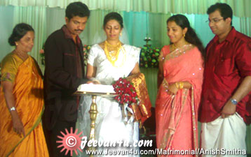 Anish Smitha Wedding Photos